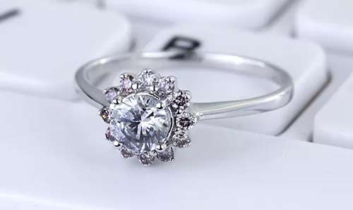 钻戒什么牌子好