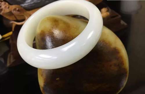 怎样鉴别和田玉